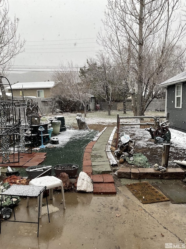 3645 Peregrine Cir, Reno, NV 89508 - view of yard with fence and a patio