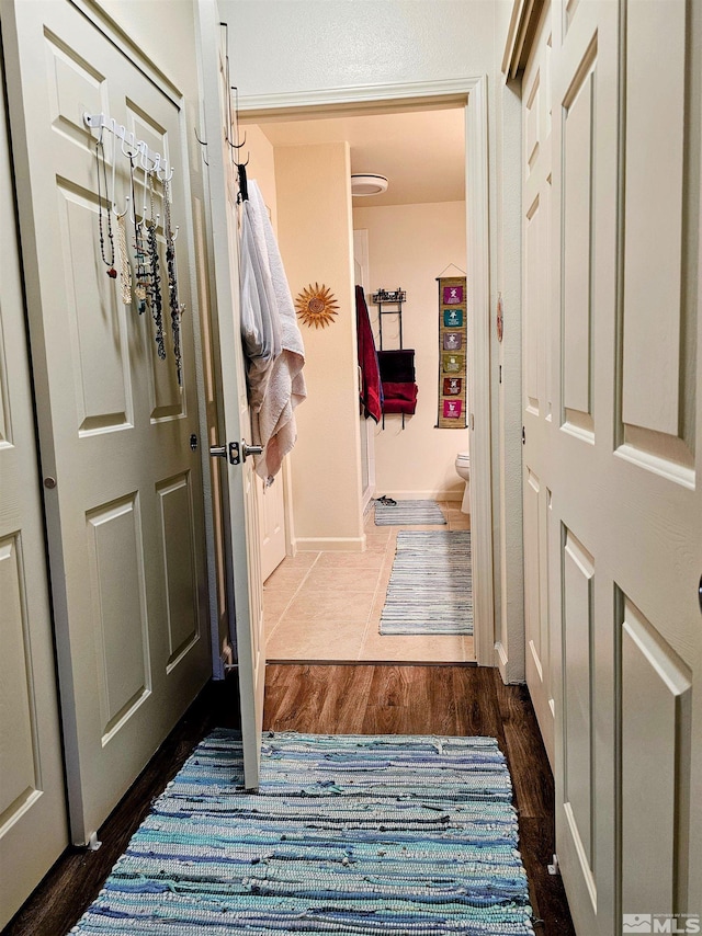 900 S Meadows Pkwy Unit 5414, Reno, NV 89521 - foyer entrance with dark wood-style floors and baseboards