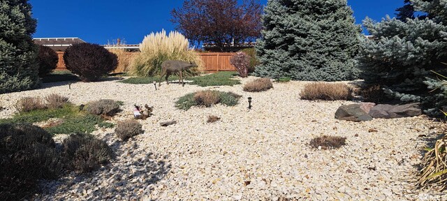1360 Veneto Dr, Sparks, NV 89434 - view of yard featuring fence