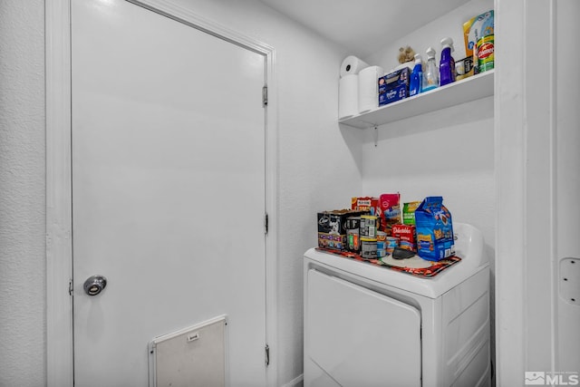 233 Jennys Ln, Fernley, NV 89408 - laundry area featuring washer / clothes dryer