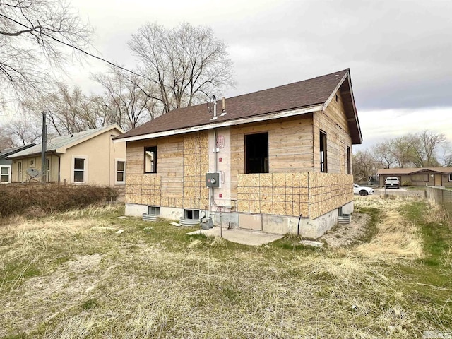 460 5th St, Battle Mountain, NV 89820 - back of property featuring a shingled roof