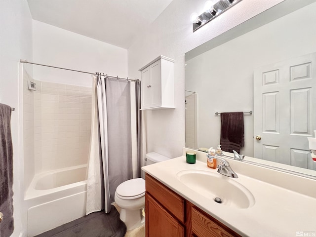 1480 Shadow Ln, Fernley, NV 89408 - full bath featuring toilet, vanity, and shower / bath combo with shower curtain