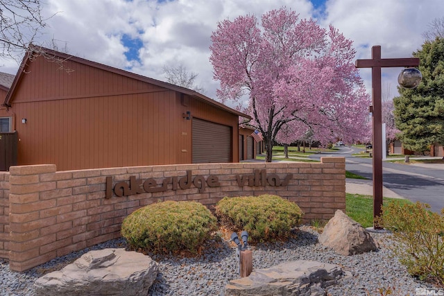 2103 Chicory Way, Reno, NV 89509 - community / neighborhood sign with a garage