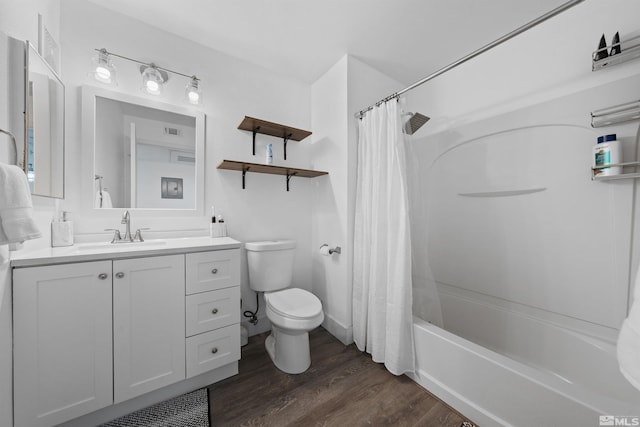 6850 Sharlands Ave # W2137, Reno, NV 89523 - bathroom featuring toilet, wood finished floors, shower / bath combo, and vanity