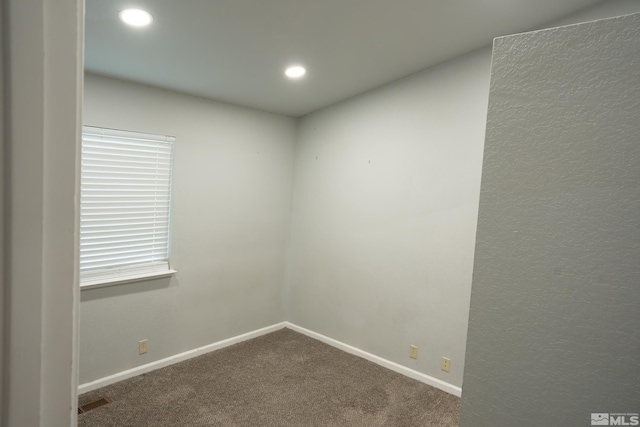 4806 Lincoln Ct, Carson City, NV 89706 - empty room featuring dark carpet, recessed lighting, and baseboards