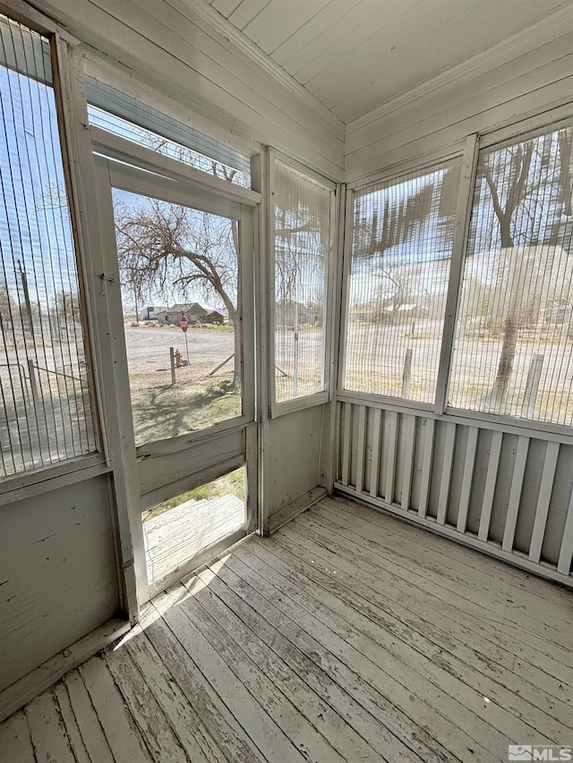 295 Apache St, Imlay, NV 89418 - unfurnished sunroom with plenty of natural light