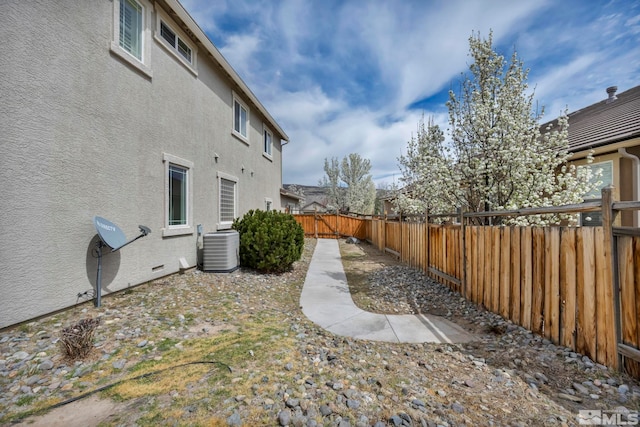 6647 Fabric Dr, Sparks, NV 89436 - fenced backyard featuring cooling unit