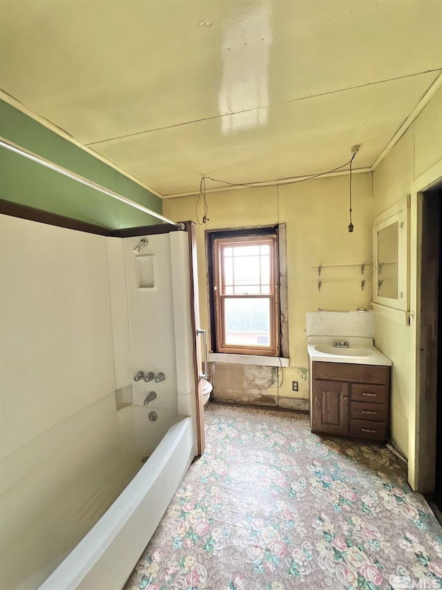 215 S Broad St, Battle Mountain, NV 89820 - full bathroom featuring vanity, bathtub / shower combination, and toilet