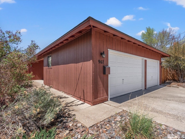 view of detached garage