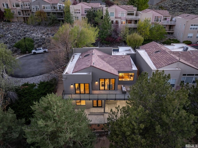 2531 Edgerock Rd, Reno, NV 89519 - rear view of house featuring stucco siding and a residential view