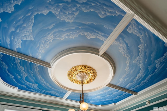 102 N Curry St, Carson City, NV 89703 - detailed view of crown molding