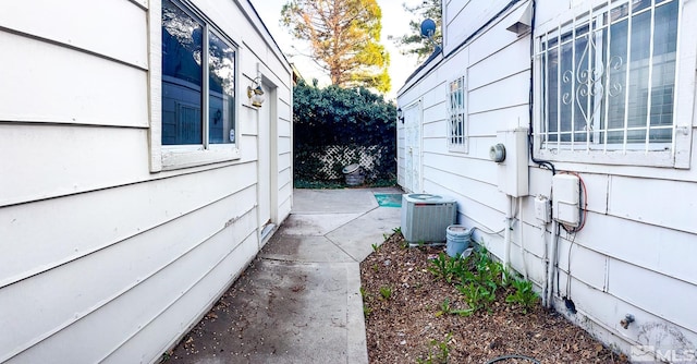 2621 Fanto Ct, Sparks, NV 89431 - view of side of home with central AC and a patio area