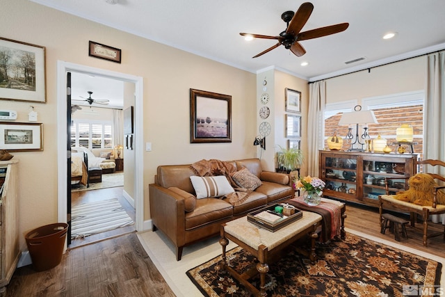 958 Marble Hills Cir, Sparks, NV 89436 - living room with a ceiling fan, wood finished floors, ornamental molding, recessed lighting, and baseboards