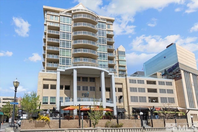 50 N Sierra St Unit 1109, Reno, NV 89501 - view of apartment building / complex with fence