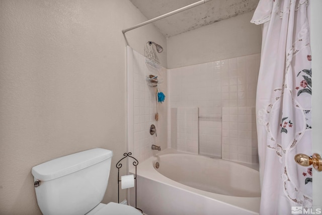 5620 Tassel Dr, Sun Valley, NV 89433 - full bath featuring toilet, shower / bathtub combination with curtain, and a textured wall