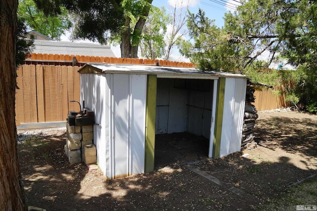 933 Cordone Ave, Reno, NV 89502 - view of shed featuring fence