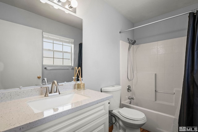 5645 Vista Luna Dr Apt 101, Sparks, NV 89436 - full bathroom featuring shower / bath combination with curtain, vanity, and toilet