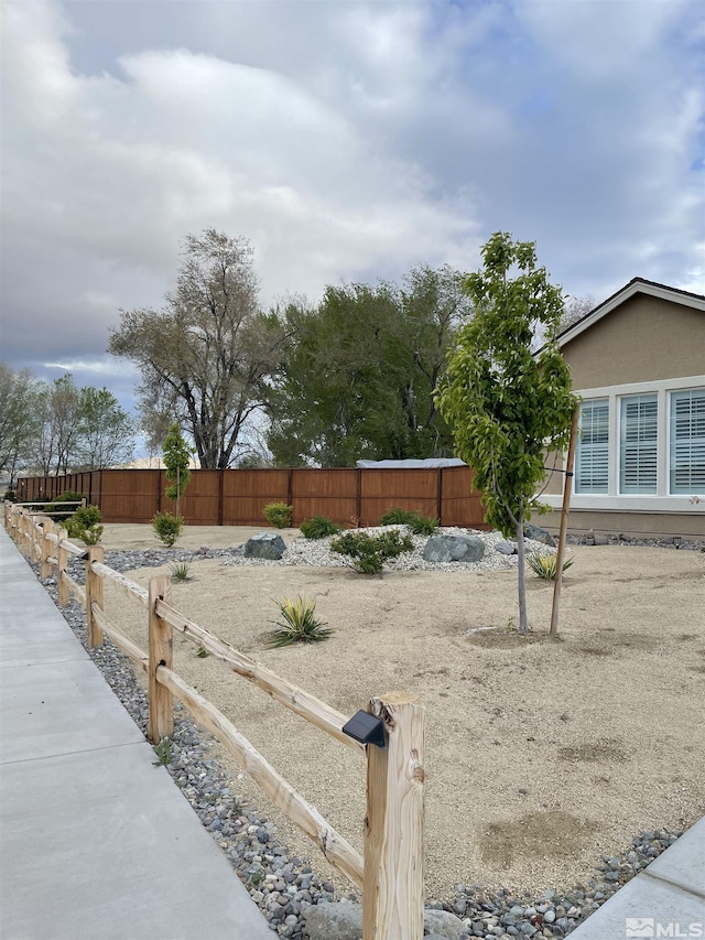 684 Rose Ln, Fernley, NV 89408 - view of fenced yard
