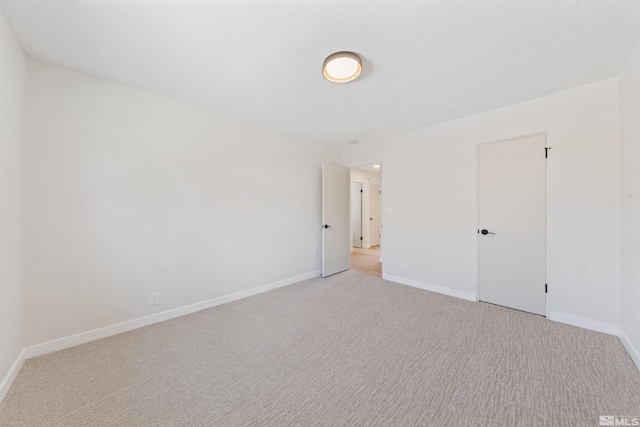 983 Melba Dr, Reno, NV 89503 - unfurnished room featuring light carpet and baseboards