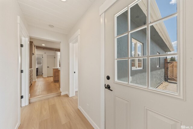 983 Melba Dr, Reno, NV 89503 - corridor with light wood-style floors, recessed lighting, and baseboards