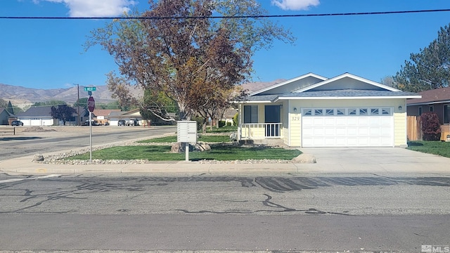 329 S W St, Yerington, NV 89447 - photo 1