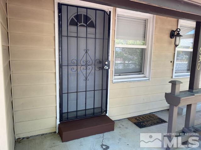 630 N Maddux Dr, Reno, NV 89512 - photo 16