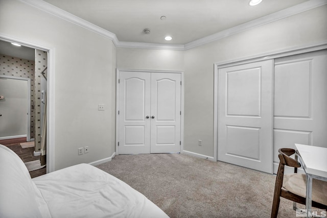 5132 Ironstone Cir, Sparks, NV 89436 - bedroom featuring ornamental molding, carpet, baseboards, and recessed lighting