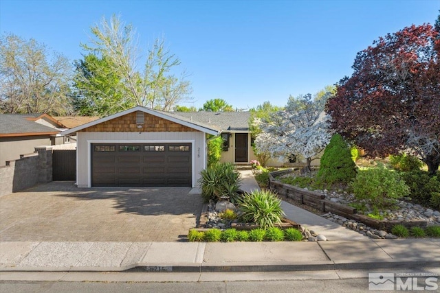 215 E Applegate Dr, Carson City, NV 89706