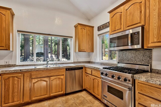 733 Cayuga St, South Lake Tahoe, CA 96150 - photo 9