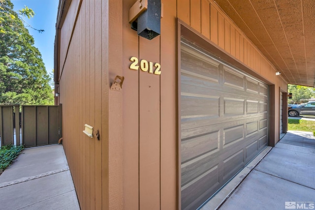 2012 Branch Ln, Reno, NV 89509 - garage with driveway