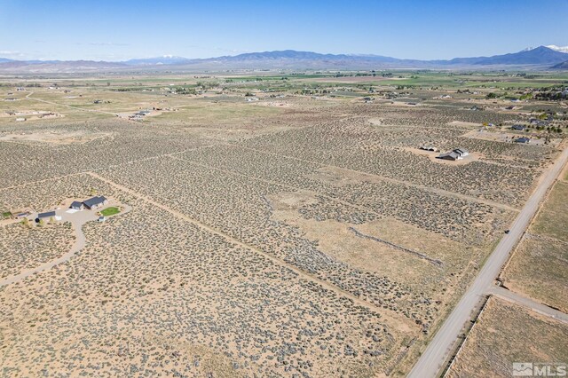 16 Hawk View Dr, Wellington, NV 89444