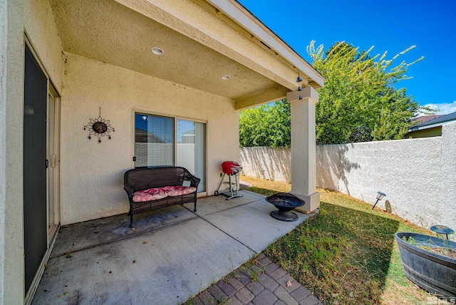 1230 Quail Run Dr, Carson City, NV 89701 - view of patio featuring fence