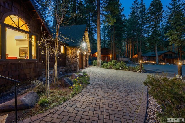 671 14th Green Dr, Incline Village, NV 89451 - view of community with driveway
