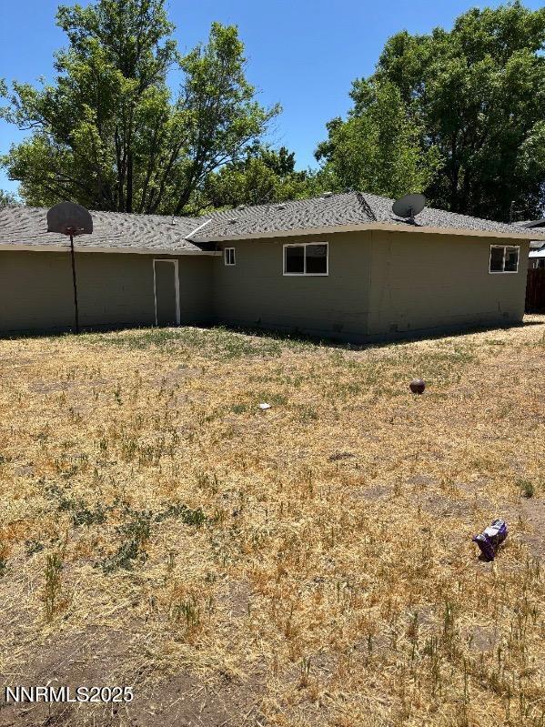 4621 Aster Dr, Reno, NV 89502 - view of side of property