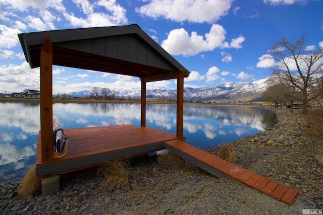 2980 N US Highway 395, Minden, NV 89423 - dock area with a water and mountain view