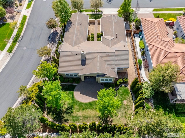 aerial view of property and surrounding area