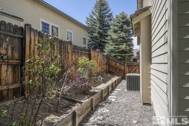 4822 Ramcreek Trl, Reno, NV 89519 - view of yard featuring central AC unit and fence