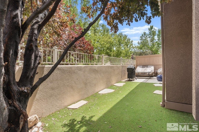view of yard with a patio