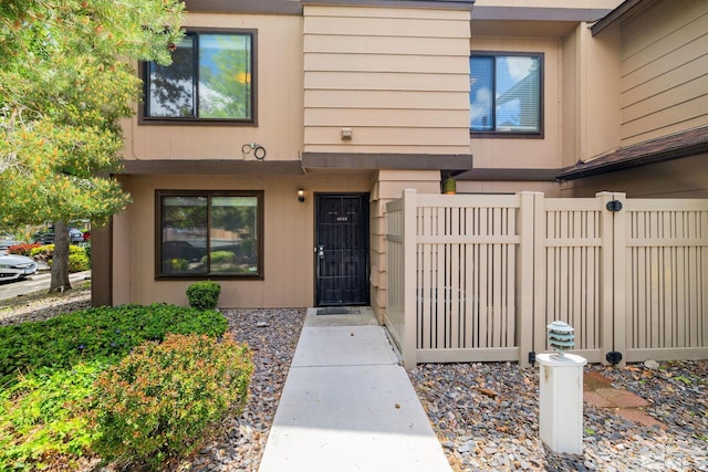 4545 Reggie Rd, Reno, NV 89502 - view of exterior entry with fence