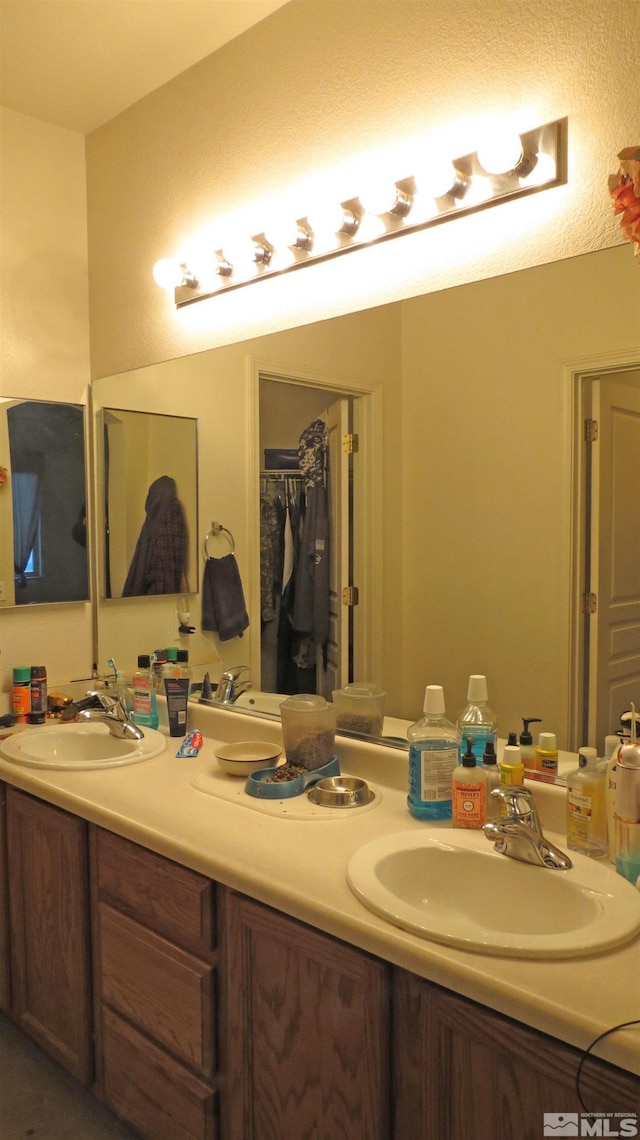 201 Crown Point Dr, Dayton, NV 89403 - full bathroom with double vanity and a closet