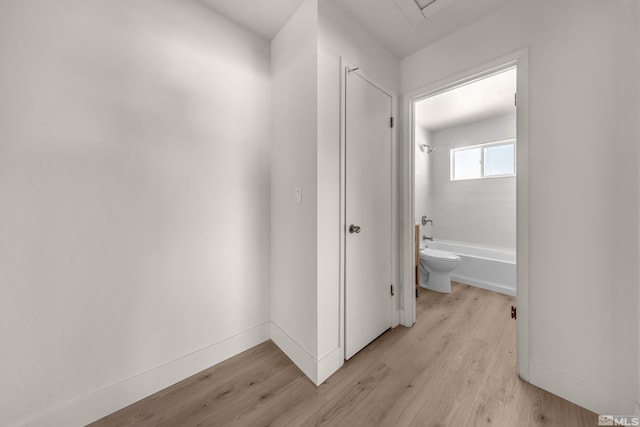 745 Jamaica Ave Unit 4, Reno, NV 89502 - corridor featuring light wood-style floors and baseboards