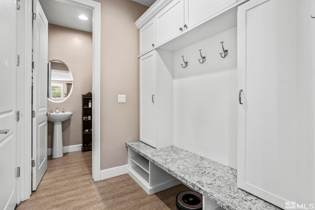 3325 Show Jumper Ln, Reno, NV 89521 - mudroom featuring light wood-type flooring, baseboards, and recessed lighting