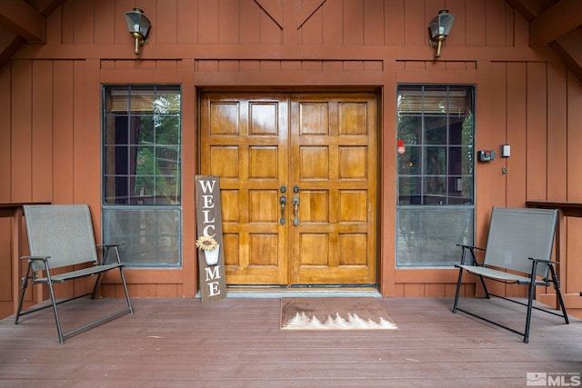 view of exterior entry