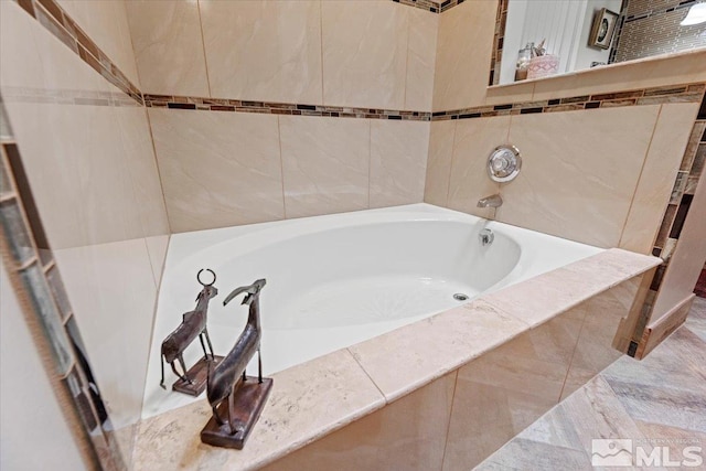 3425 Skyline Blvd, Reno, NV 89509 - full bathroom featuring a garden tub