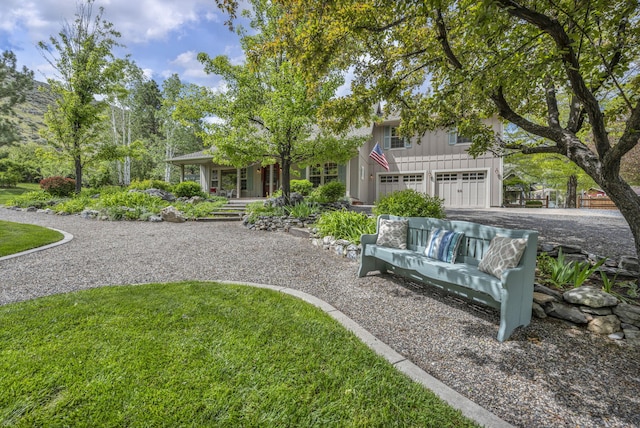 3150 Kings Canyon Rd, Carson City, NV 89703 - view of property's community featuring a garage and asphalt driveway