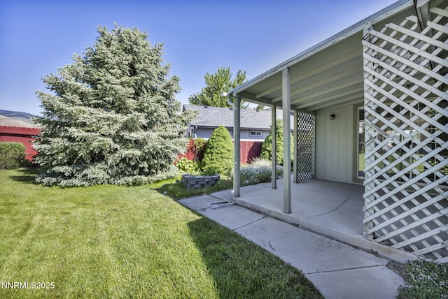 185 Windtree Cir, Carson City, NV 89701 - view of grassy yard