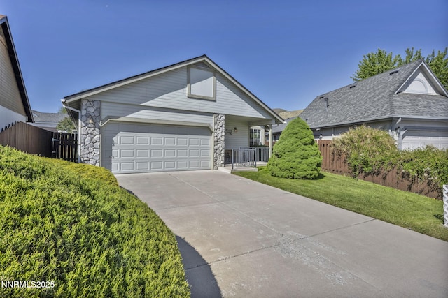 185 Windtree Cir, Carson City, NV 89701 - single story home featuring driveway and a garage