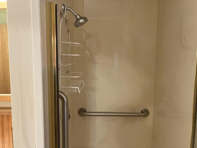 3260 Lucerne Way, Sparks, NV 89431 - detailed view of a shower stall