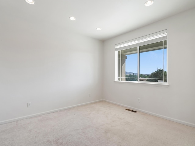 570 Buckskin Dr, Fernley, NV 89408 - carpeted empty room featuring recessed lighting and baseboards
