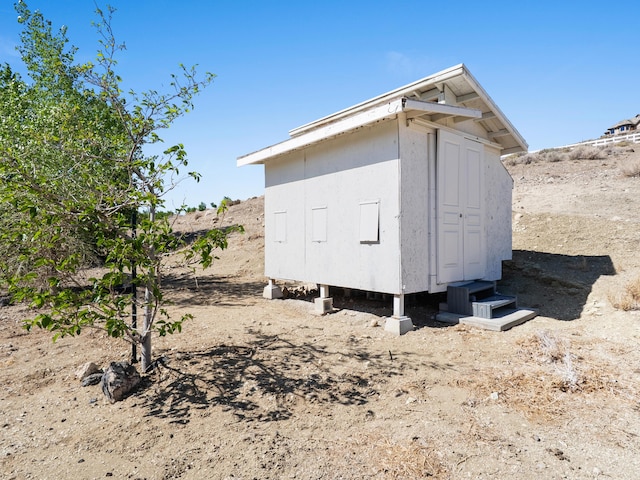 570 Buckskin Dr, Fernley, NV 89408 - view of outdoor structure with an outbuilding